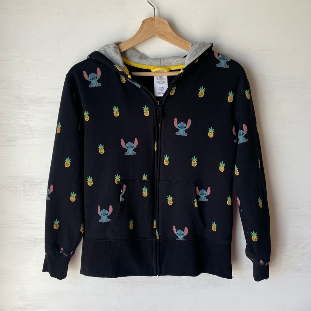 *SOLD* Disney Stich Zip-up Hoodie Size: Small